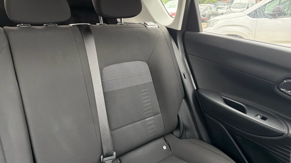 Hyundai BAYON 1.0 TGDi [90] Tech Line 5dr DCT Petrol Hatchback - Image 42