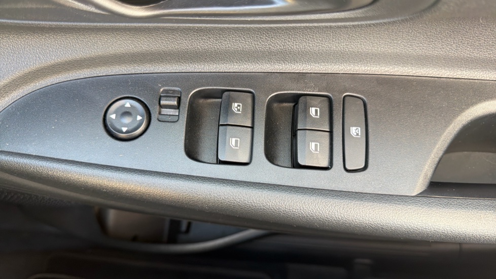 Hyundai i20 1.0T GDi Advance [Nav] 5dr Petrol Hatchback - Image 26