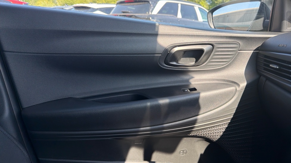 Hyundai i20 1.0T GDi Advance [Nav] 5dr Petrol Hatchback - Image 32