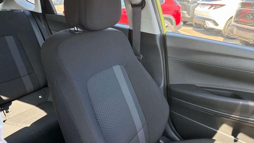 Hyundai i20 1.0T GDi Advance [Nav] 5dr Petrol Hatchback - Image 37