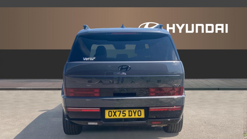 Hyundai SANTA FE 1.6 TGDi Plug-in Hybrid Calligraphy 5dr 4WD Auto Estate - Image 6