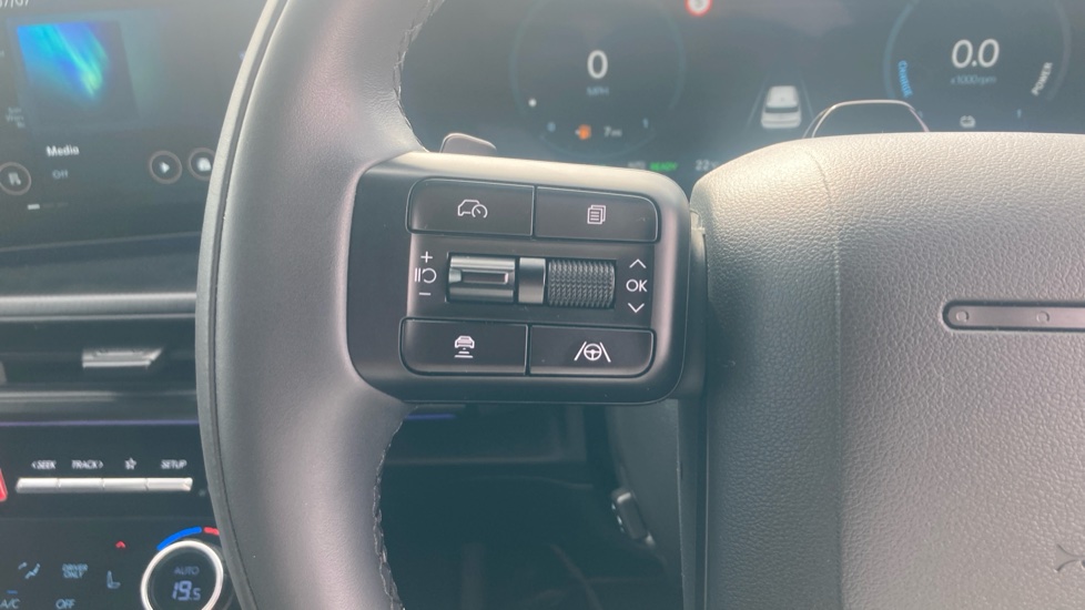 Hyundai SANTA FE 1.6 TGDi Plug-in Hybrid Calligraphy 5dr 4WD Auto Estate - Image 21