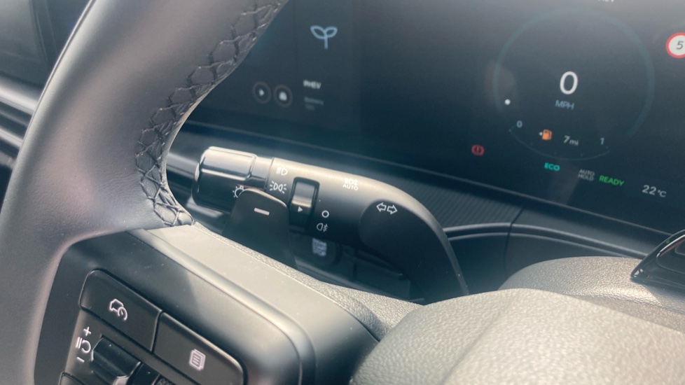 Hyundai SANTA FE 1.6 TGDi Plug-in Hybrid Calligraphy 5dr 4WD Auto Estate - Image 24