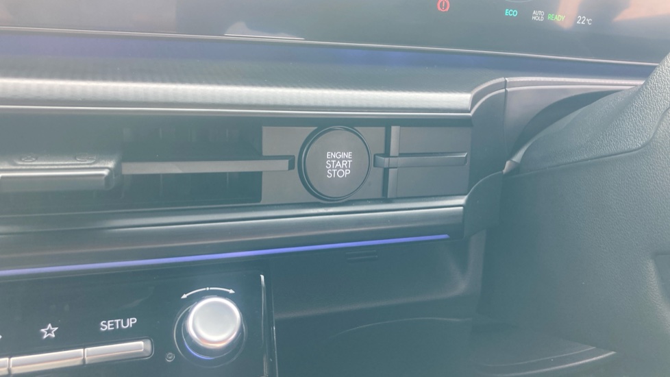 Hyundai SANTA FE 1.6 TGDi Plug-in Hybrid Calligraphy 5dr 4WD Auto Estate - Image 29