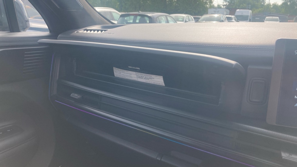Hyundai SANTA FE 1.6 TGDi Plug-in Hybrid Calligraphy 5dr 4WD Auto Estate - Image 38