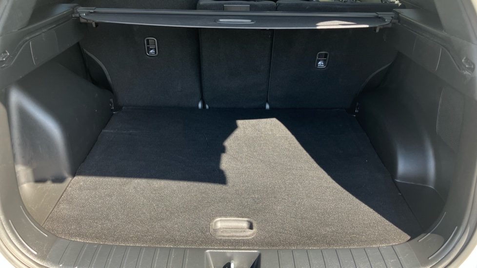 Hyundai TUCSON 1.6 TGDi Hybrid 230 Premium 5dr 2WD Auto Hybrid Estate - Image 4