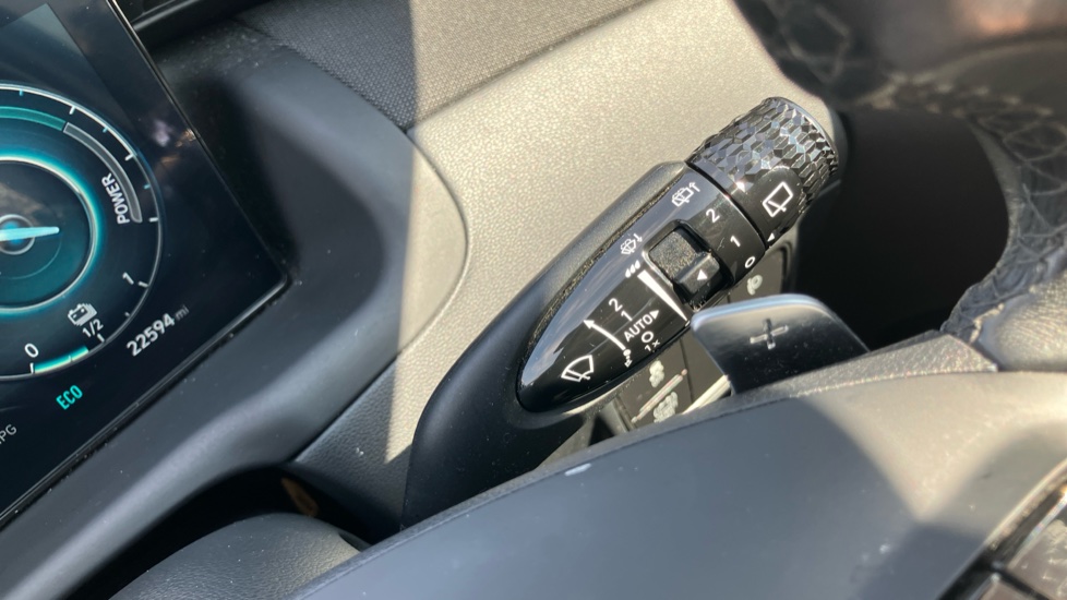 Hyundai TUCSON 1.6 TGDi Hybrid 230 Premium 5dr 2WD Auto Hybrid Estate - Image 37