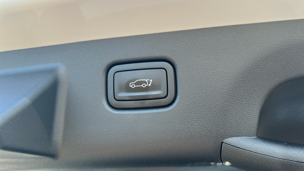 Hyundai KONA 1.6 GDi Hybrid N Line 5dr DCT Hybrid Hatchback - Image 21