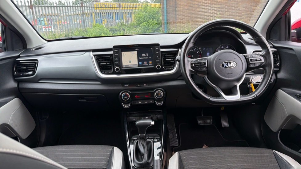 Kia Stonic 1.0T GDi 3 5dr Auto Petrol Estate - Image 10