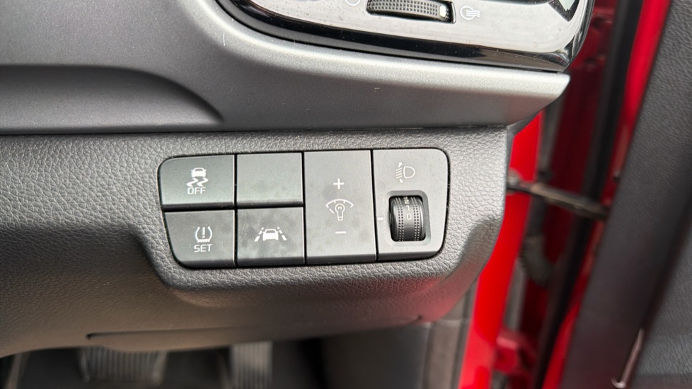 Kia Stonic 1.0T GDi 3 5dr Auto Petrol Estate - Image 25
