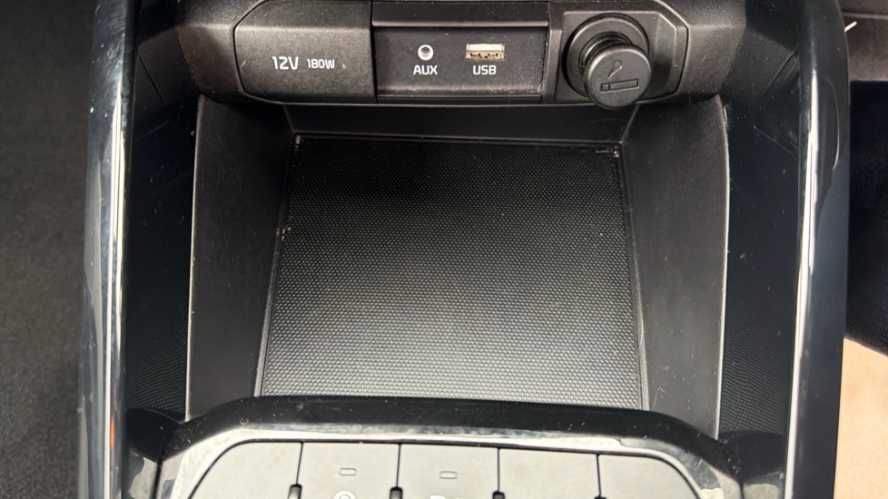 Kia Stonic 1.0T GDi 3 5dr Auto Petrol Estate - Image 30
