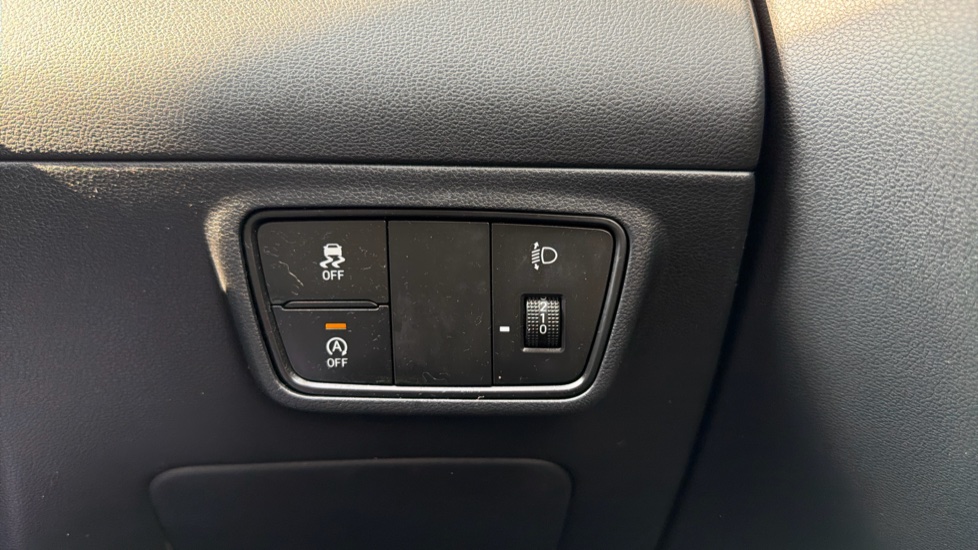 Hyundai TUCSON 1.6 TGDi Premium 5dr 2WD Petrol Estate - Image 22
