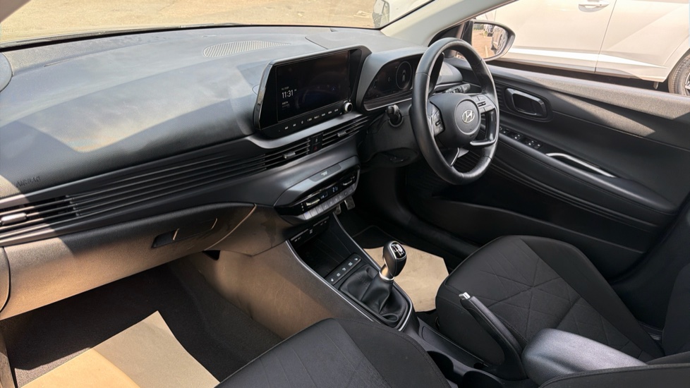 Hyundai BAYON 1.0 TGDi 48V MHEV Premium 5dr Petrol Hatchback - Image 9