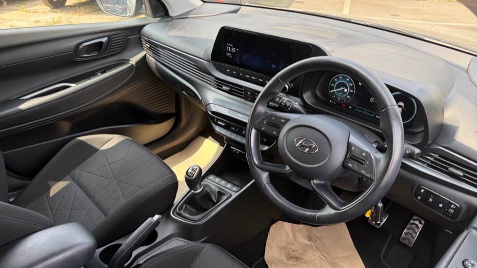 Hyundai BAYON 1.0 TGDi 48V MHEV Premium 5dr Petrol Hatchback - Image 11