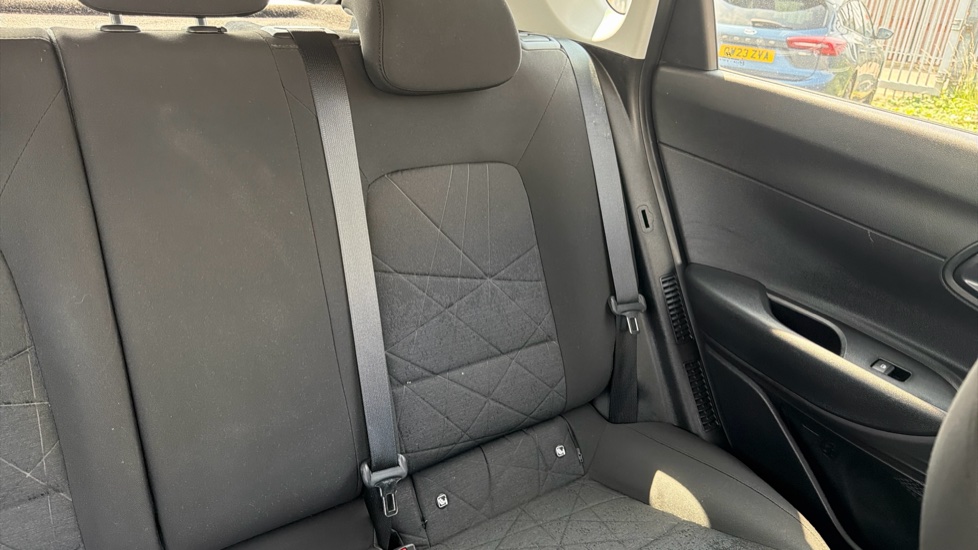 Hyundai BAYON 1.0 TGDi 48V MHEV Premium 5dr Petrol Hatchback - Image 39