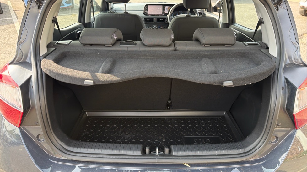Hyundai i10 1.0 Advance 5dr Auto Petrol Hatchback - Image 4