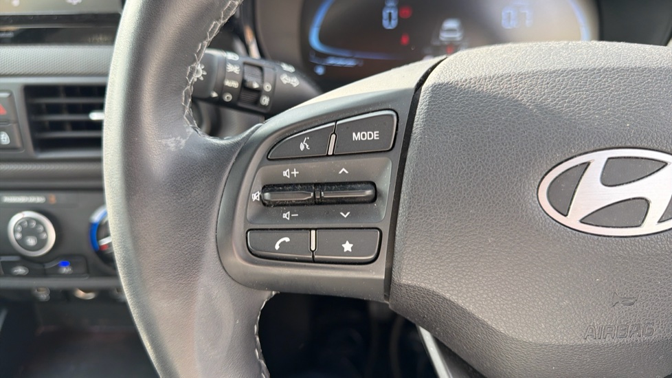 Hyundai i10 1.0 Advance 5dr Auto Petrol Hatchback - Image 21