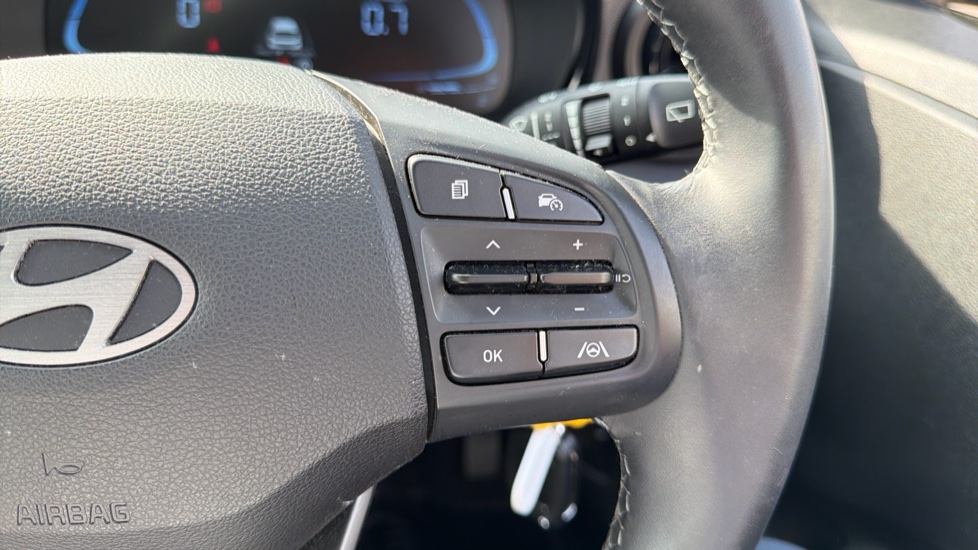 Hyundai i10 1.0 Advance 5dr Auto Petrol Hatchback - Image 22