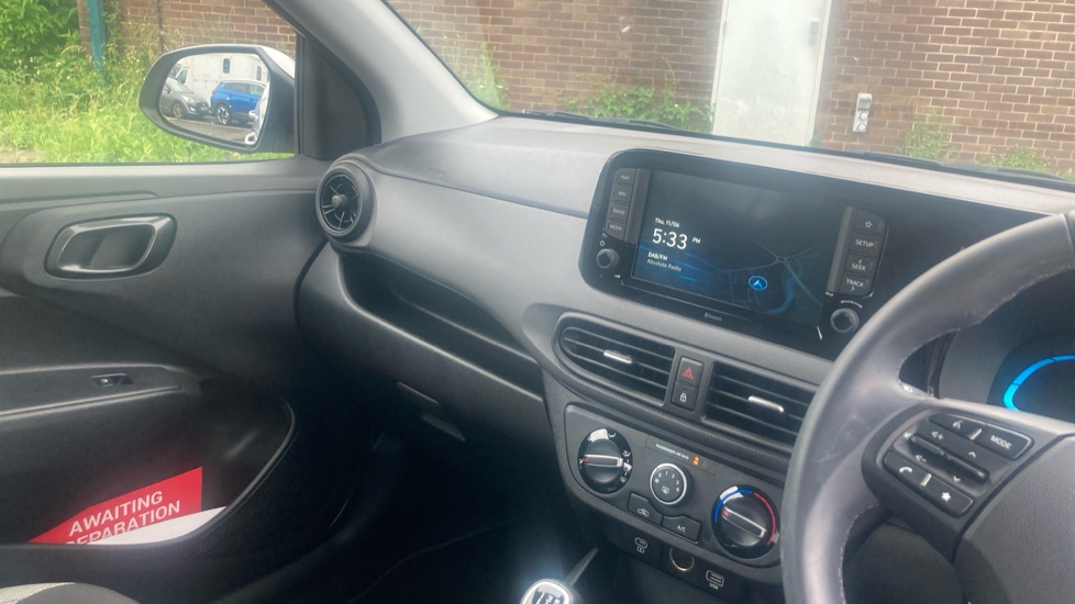 Hyundai i10 1.0 [63] Advance 5dr [Nav] Petrol Hatchback - Image 14