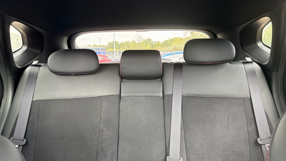 Hyundai KONA 1.6 Hybrid 129 N Line S 5dr DCT Hybrid Hatchback - Image 15