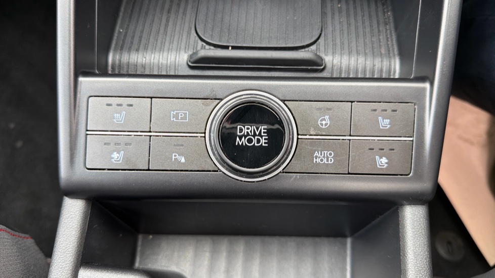 Hyundai KONA 1.6 Hybrid 129 N Line S 5dr DCT Hybrid Hatchback - Image 32