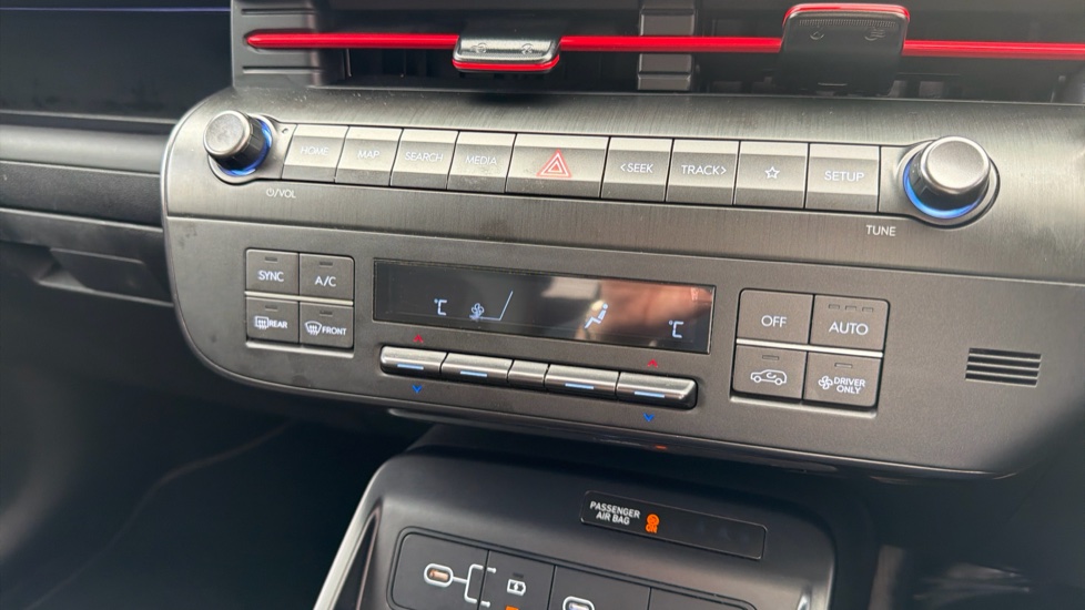 Hyundai KONA 1.6 Hybrid 129 N Line S 5dr DCT Hybrid Hatchback - Image 34