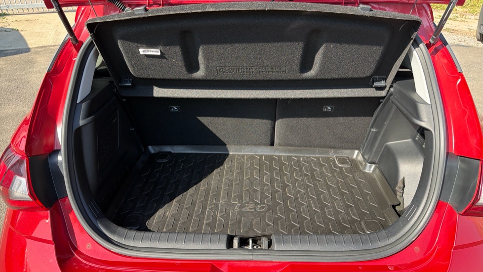 Hyundai i20 1.0T GDi Ultimate 5dr Petrol Hatchback - Image 4