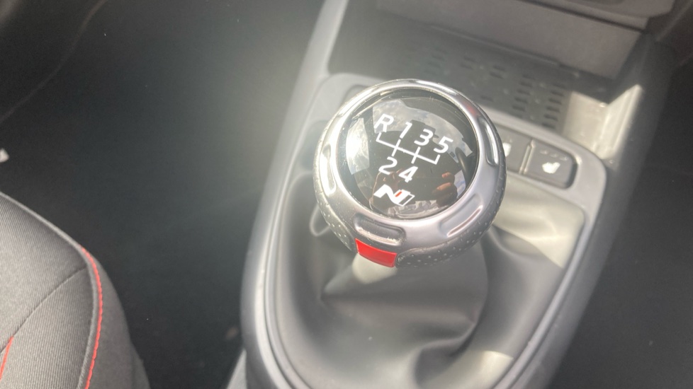 Hyundai i10 1.0T [90] N Line 5dr [Nav] Petrol Hatchback - Image 31