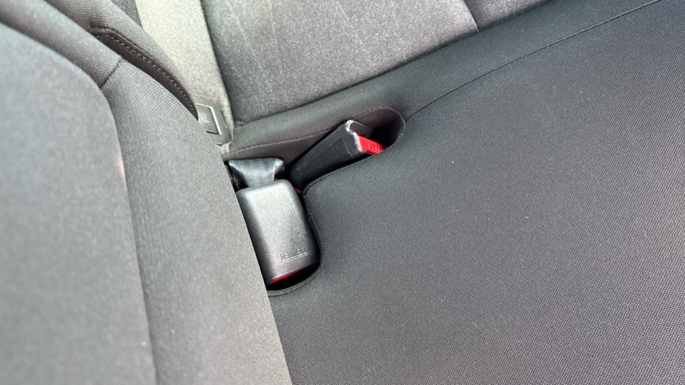 Hyundai TUCSON 1.6 GDi SE Nav 5dr 2WD Petrol Estate - Image 17