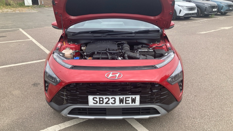 Hyundai BAYON 1.0 TGDi 48V MHEV Premium 5dr DCT Petrol Hatchback - Image 8