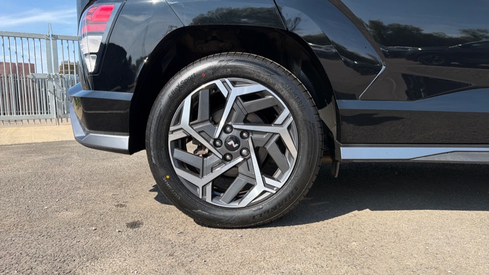 Hyundai KONA 1.6 GDi Hybrid N Line 5dr DCT Hybrid Hatchback - Image 7
