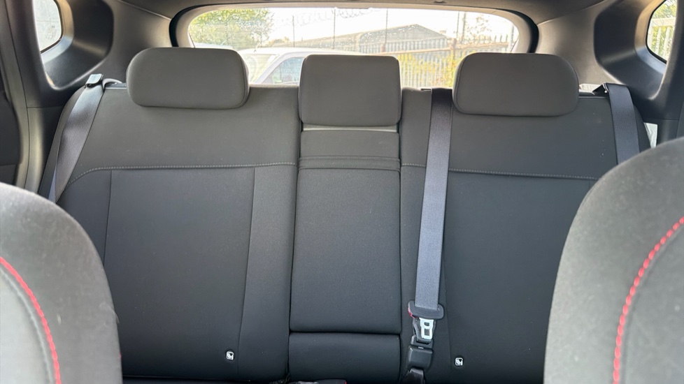 Hyundai KONA 1.6 GDi Hybrid N Line 5dr DCT Hybrid Hatchback - Image 15