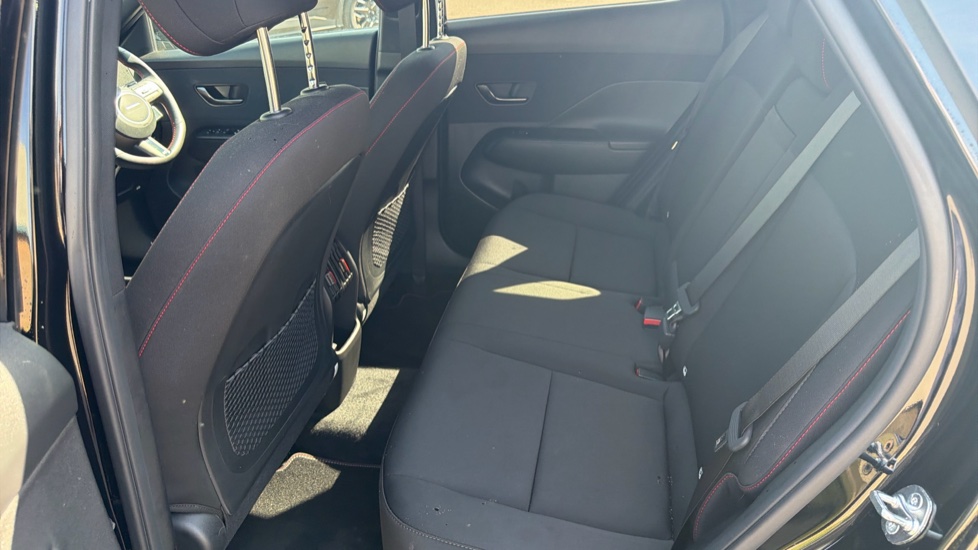 Hyundai KONA 1.6 GDi Hybrid N Line 5dr DCT Hybrid Hatchback - Image 16