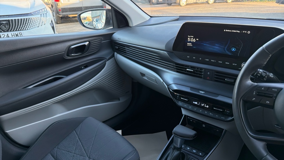 Hyundai BAYON 1.0 TGDi 48V MHEV Ultimate 5dr DCT Petrol Hatchback - Image 14