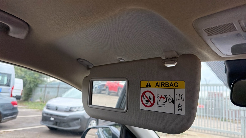Hyundai i10 1.2 MPi Premium 5dr Auto Petrol Hatchback - Image 30