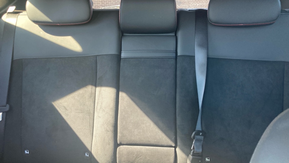 Hyundai KONA 1.6 GDi Hybrid N Line S 5dr DCT Hybrid Hatchback - Image 15