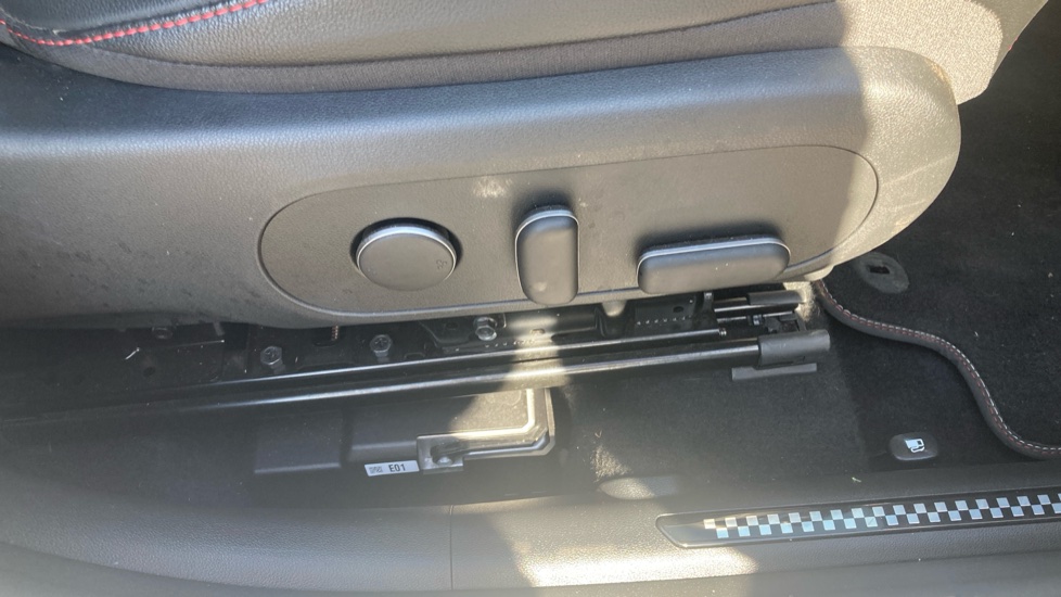 Hyundai KONA 1.6 GDi Hybrid N Line S 5dr DCT Hybrid Hatchback - Image 35
