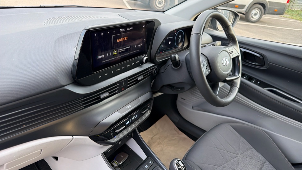 Hyundai BAYON 1.0 TGDi [120] 48V MHEV Ultimate 5dr Petrol Hatchback - Image 9