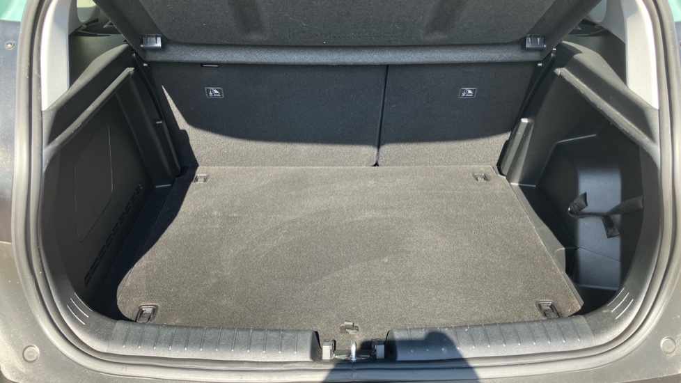 Hyundai BAYON 1.0 TGDi 48V MHEV Premium 5dr DCT Petrol Hatchback - Image 4