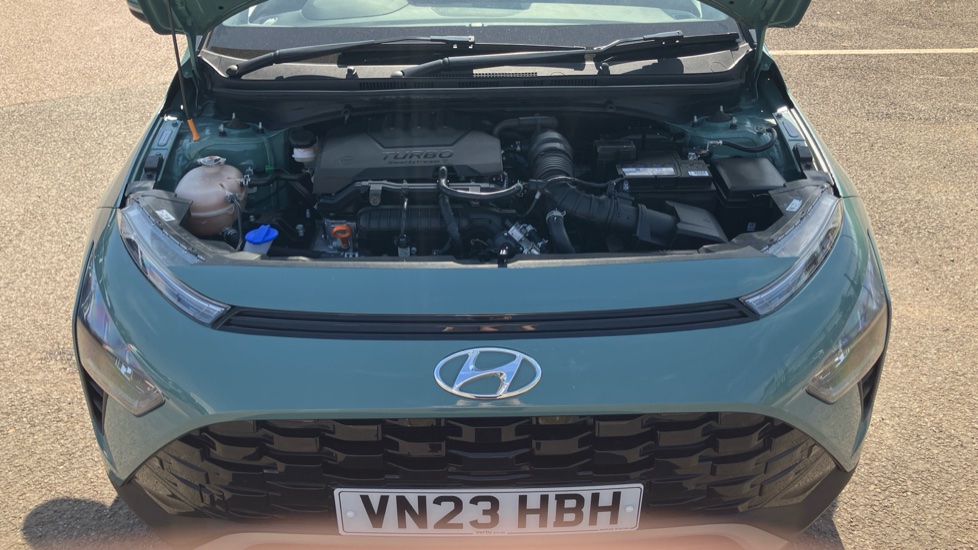 Hyundai BAYON 1.0 TGDi 48V MHEV Premium 5dr DCT Petrol Hatchback - Image 8