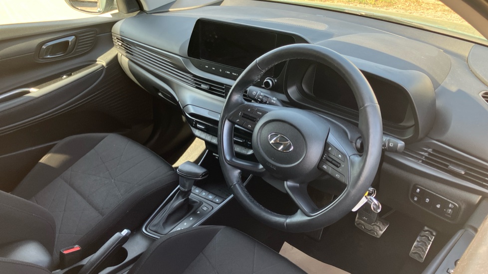 Hyundai BAYON 1.0 TGDi 48V MHEV Premium 5dr DCT Petrol Hatchback - Image 11