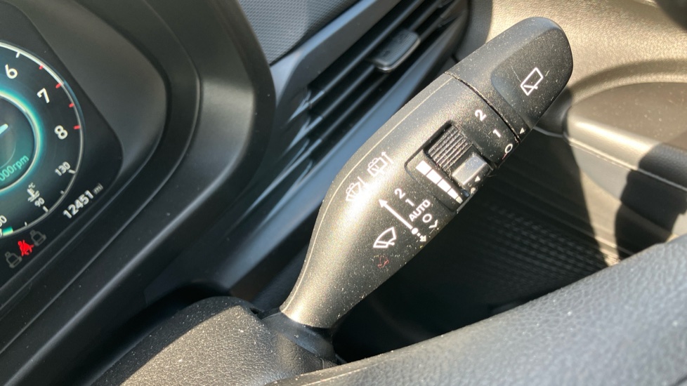Hyundai BAYON 1.0 TGDi 48V MHEV Premium 5dr DCT Petrol Hatchback - Image 36