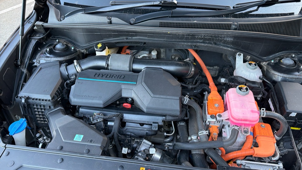 Hyundai SANTA FE 1.6 TGDi Hybrid Premium 5dr Auto Hybrid Estate - Image 8