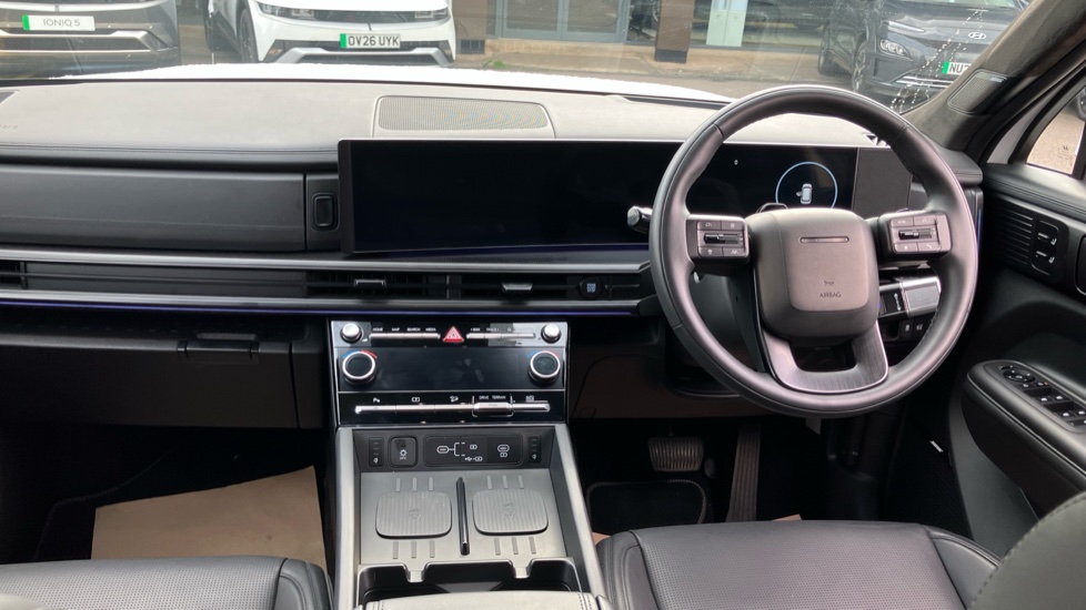Hyundai SANTA FE 1.6 TGDi Hybrid Calligraphy 5dr 4WD Auto Hybrid Estate - Image 10