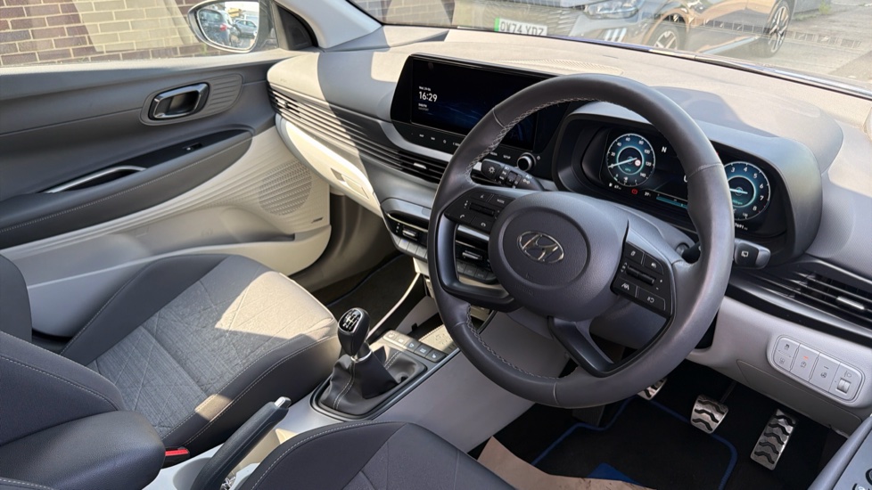 Hyundai BAYON 1.0 TGDi 48V MHEV Ultimate 5dr Petrol Hatchback - Image 11