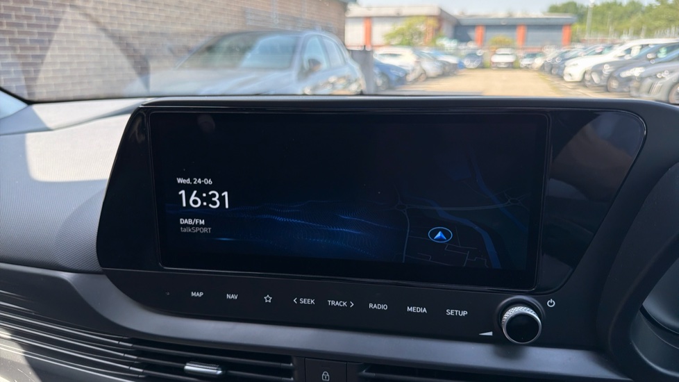 Hyundai BAYON 1.0 TGDi 48V MHEV Ultimate 5dr Petrol Hatchback - Image 12