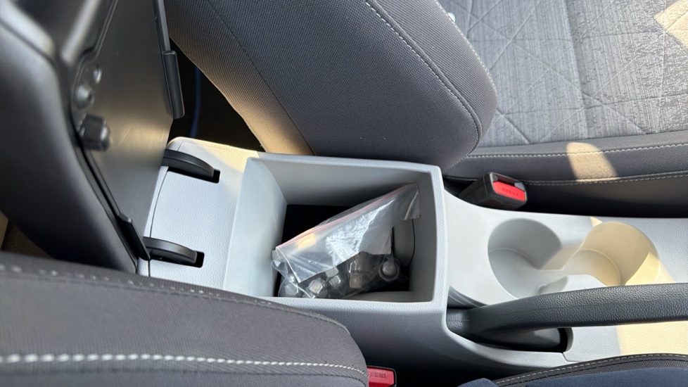 Hyundai BAYON 1.0 TGDi 48V MHEV Ultimate 5dr Petrol Hatchback - Image 42
