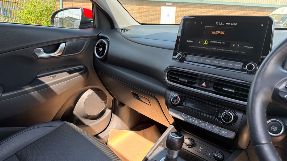 Hyundai KONA 1.6 GDi Hybrid Ultimate 5dr DCT Hybrid Hatchback - Image 14