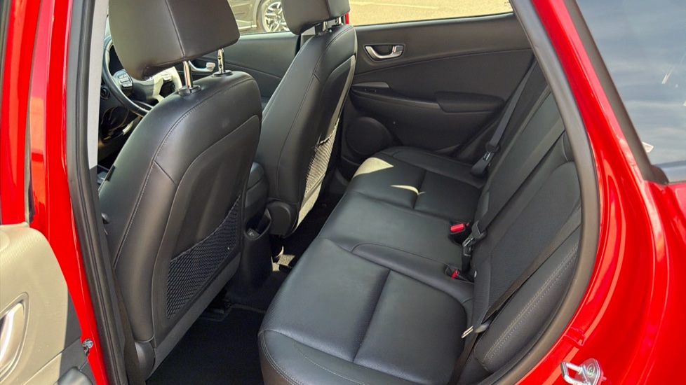 Hyundai KONA 1.6 GDi Hybrid Ultimate 5dr DCT Hybrid Hatchback - Image 16