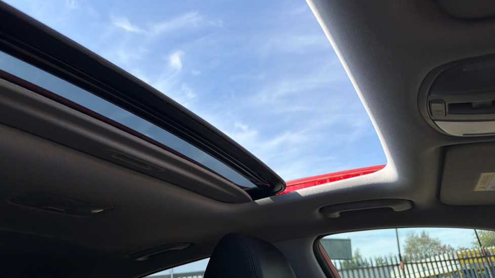 Hyundai KONA 1.6 GDi Hybrid Ultimate 5dr DCT Hybrid Hatchback - Image 31